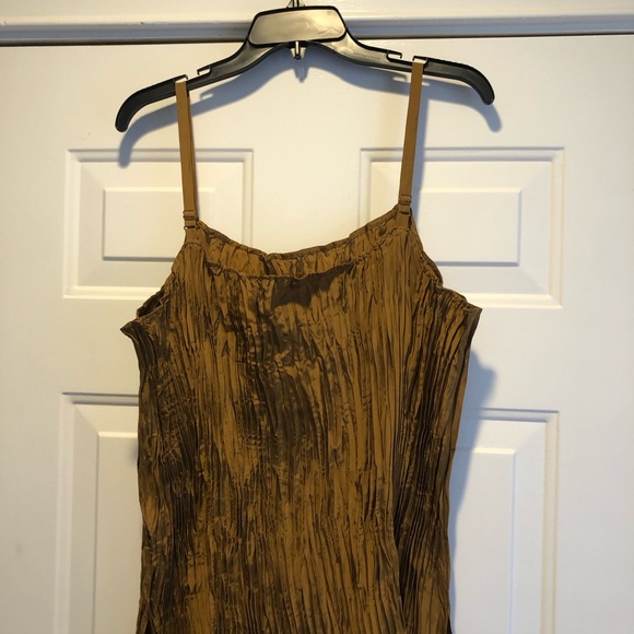 Eileen Fisher Bronze Pleated Camisole Size 1X - Picture 4 of 10